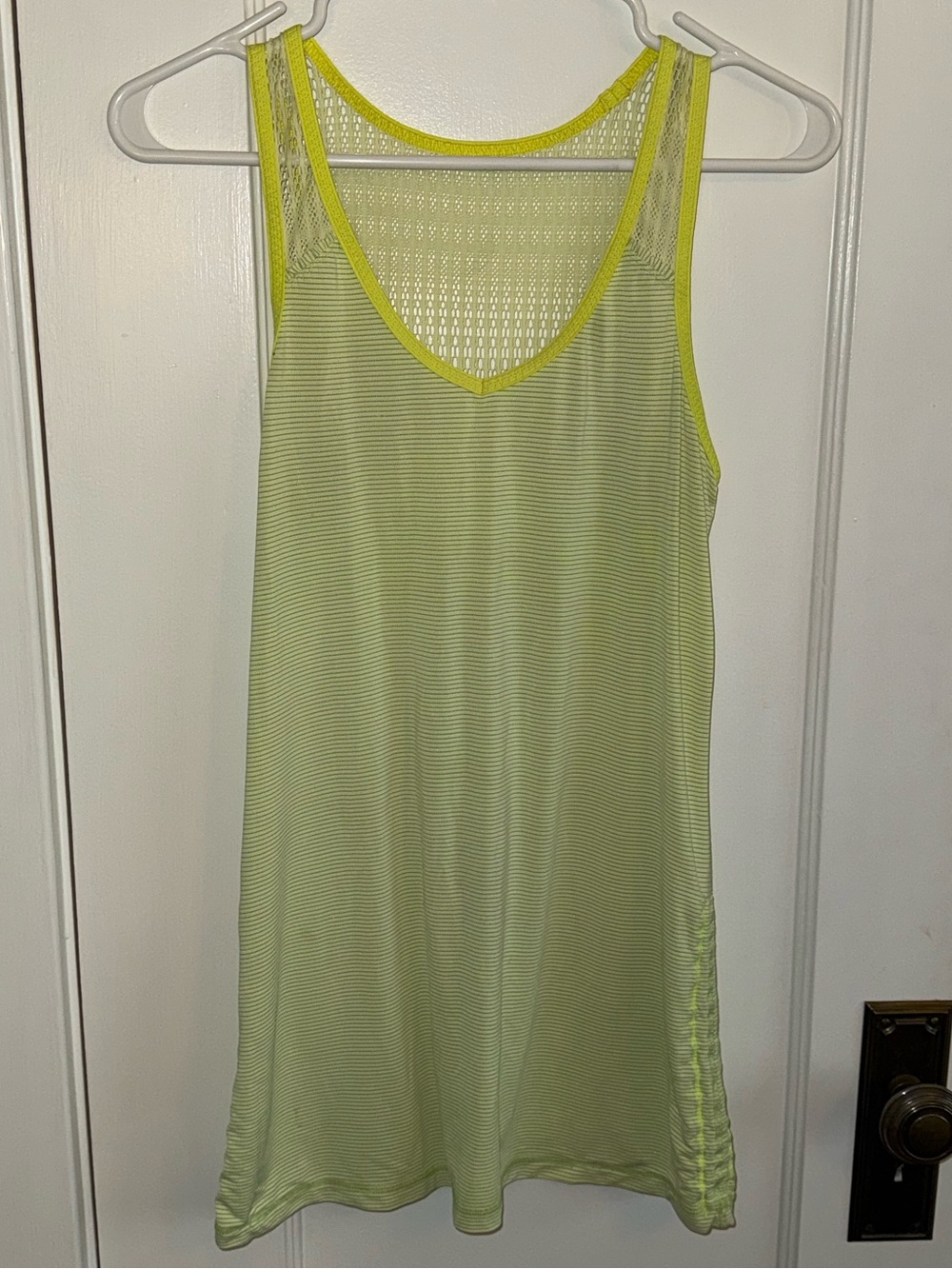 Lululemon Tie and Fly Tank in Ray - size 6 or 8